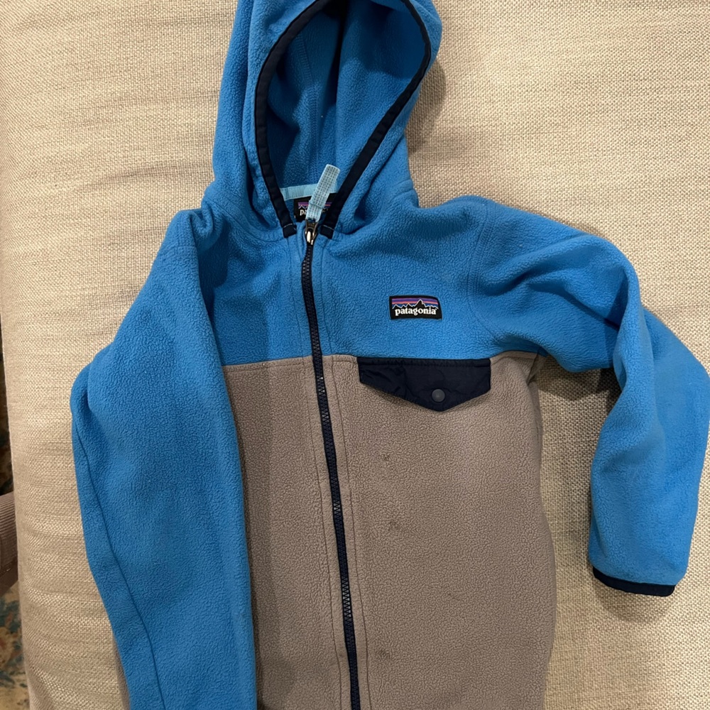 Size 4 Patagonia fleece jacket